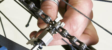cycling made easy, chain pin tool