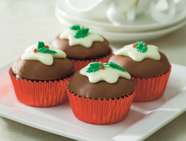 Christmas recipes: Festive fairy cakes | Daily Mail Online