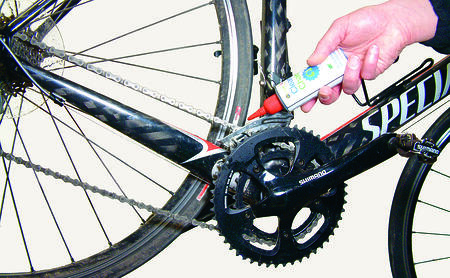 expert advice made easy, lubricating the chain