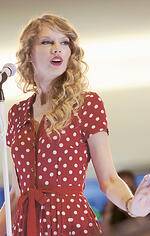 taylor swift, the red tour, flametreepop,